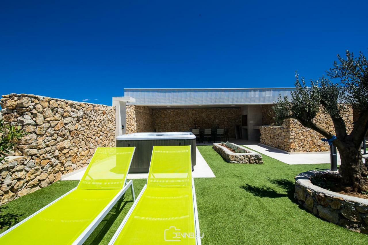 Kustići Villa Madomi מראה חיצוני תמונה