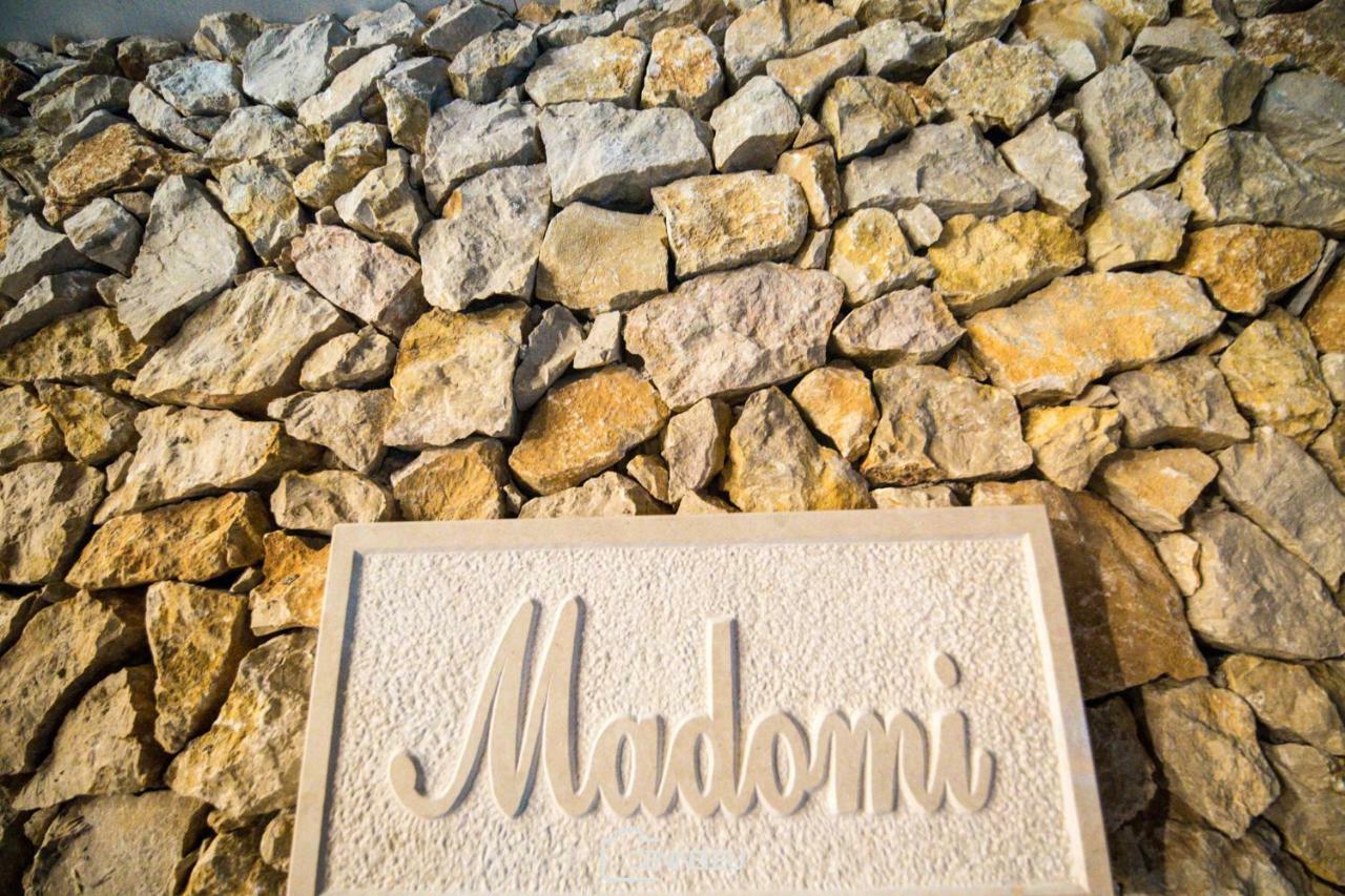 Kustići Villa Madomi מראה חיצוני תמונה
